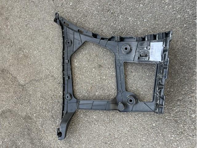 Ліве кріплення заднього бампера 4M0807453A VAG