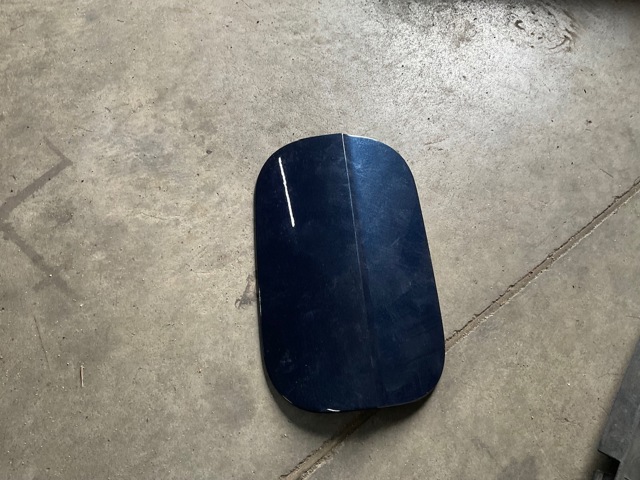 Лючок бензобака / паливного бака 4M0809907B VAG