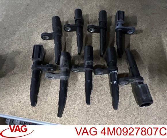 Датчик АБС (ABS) задній 4M0927807C VAG