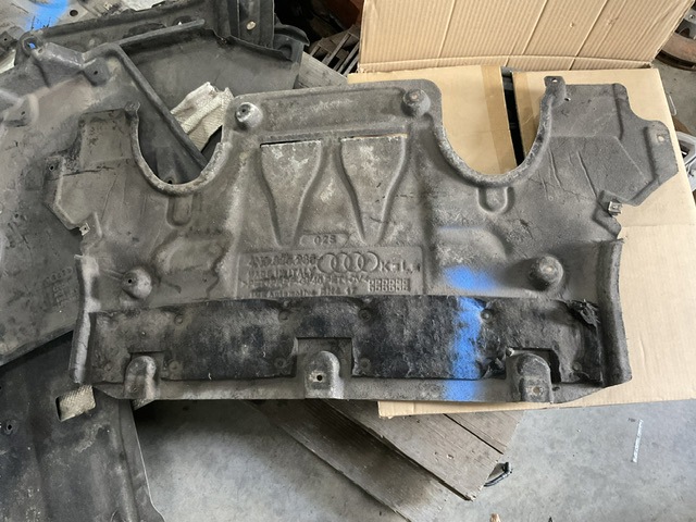 Захист коробки передач 4N0825236L VAG