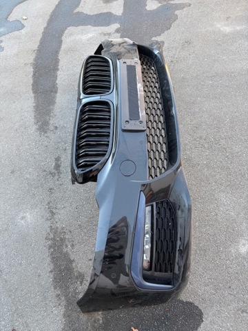 Бампер на авто 51118069075 BMW