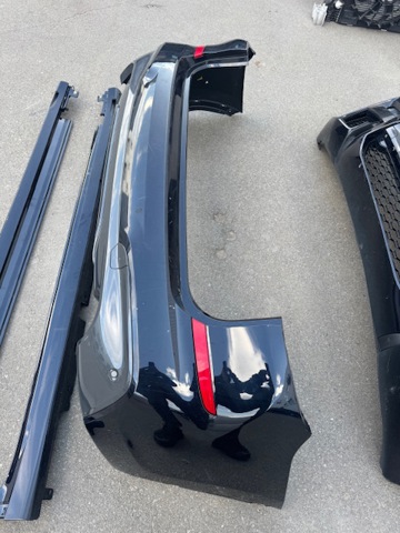 Кожух бампера заднього 51128091991 BMW