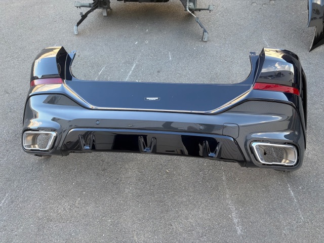 Бампер задній 51128099211 BMW