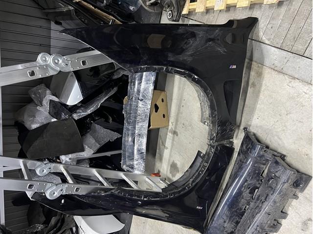 Переднє праве крило 51657373542 BMW