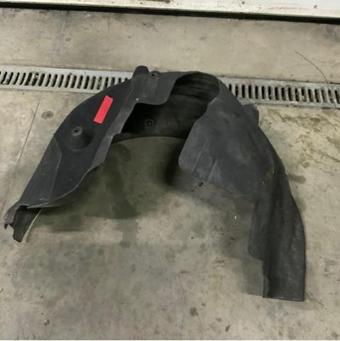 Підкрилок задній правий 51717224974 BMW