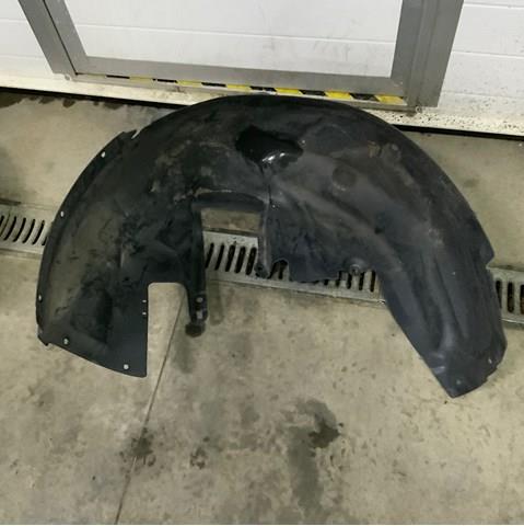 Підкрилок заднього крила, правий 51718054276 BMW