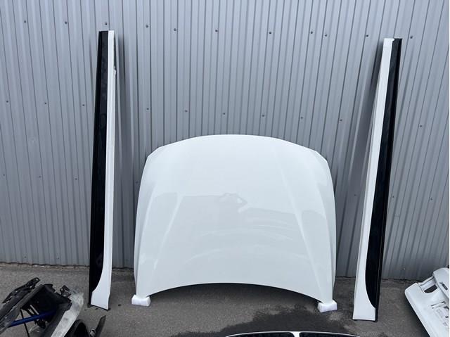 Накладка зовнішня (молдинг) порога, правий 51778056580 BMW