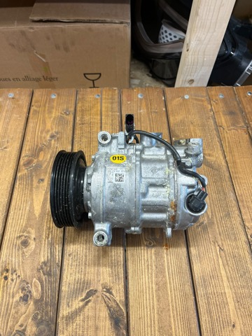Компресор системи кондиціювання 80A816803 VAG