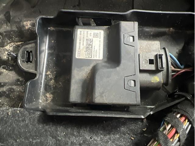 Модуль управління (ЕБУ) паливного насоса 8W0906093C VAG
