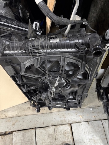 Радіатор 95B121251A PORSCHE