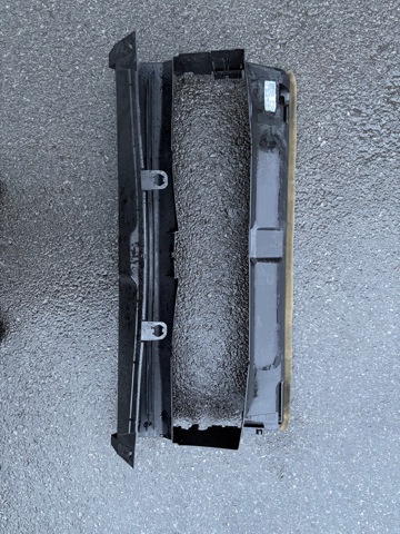 повітропровід радіатора 95B121707G PORSCHE
