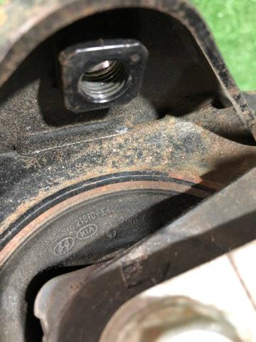 Передня опора двигуна 21810E4000 HYUNDAI