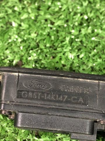 Кнопка приводу замка задніх 3/5 дверей (ляди) GB5T14K147CA FORD
