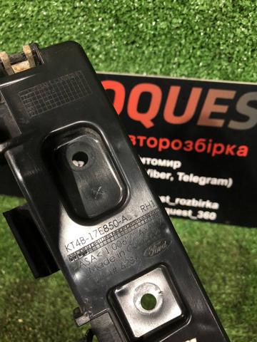 Направляюча заднього бампера, права KT4Z17D942D FORD
