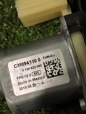 Двигун склопідіймача двері передньої, лівої LJ6Z9923395B FORD