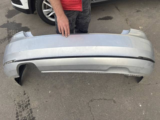 Кожух бампера заднього 6RU807421GGRU VAG