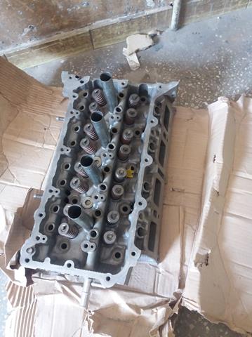 Головка двигуна 1110109451 TOYOTA