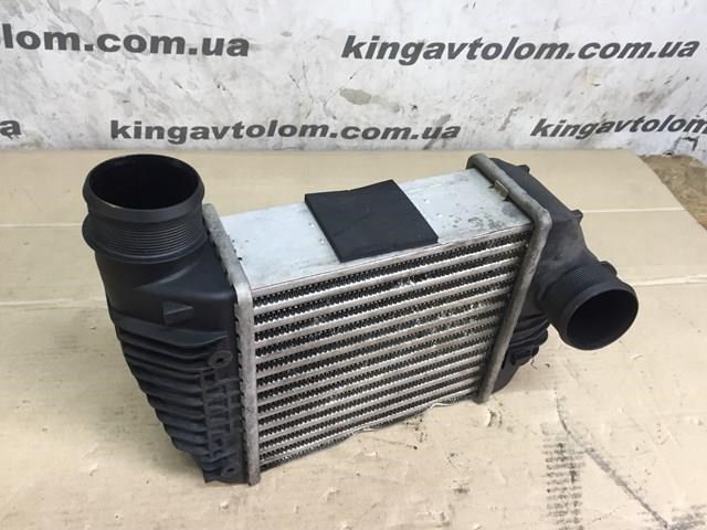 Радиатор интеркуллера 4F0145806R