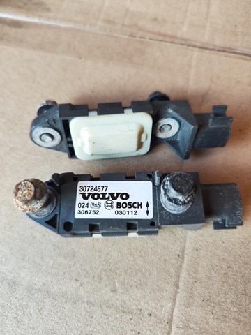 Датчик AIRBAG передній 30724677 VOLVO