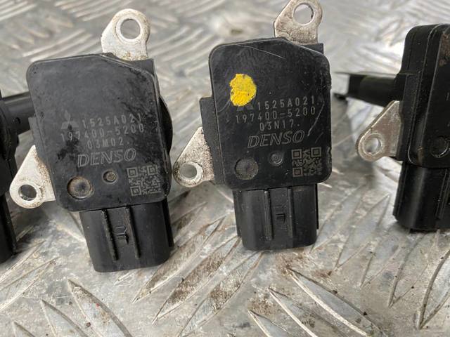 Датчик впуску повітря 1525A021 MITSUBISHI