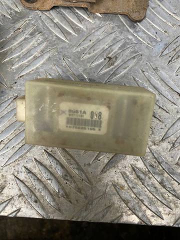 Датчик Ейрбег передній 8651A018 MITSUBISHI