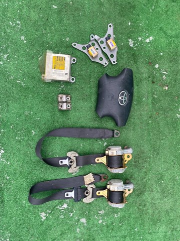 Датчик AIRBAG передній 8983033060 TOYOTA