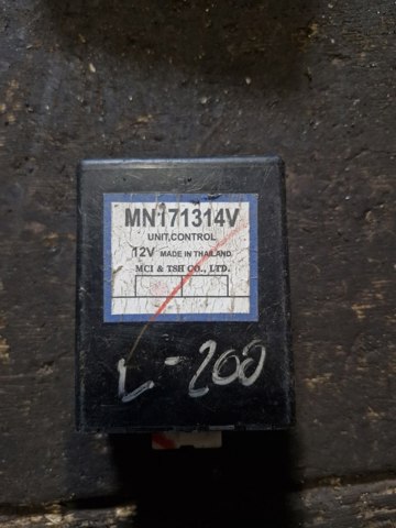Модуль керування (ЕБУ) повним приводом MN171314 MITSUBISHI