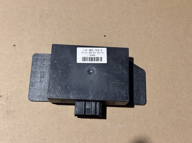 Блок комфорту 1J0959799Q VAG