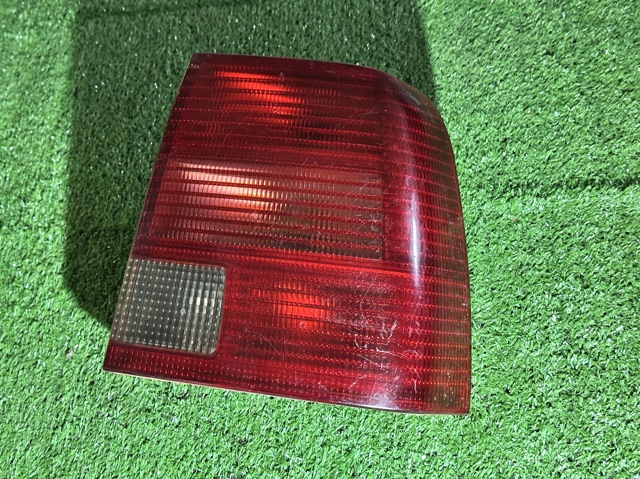 Ліхтар задній правий 3B5945096G VAG