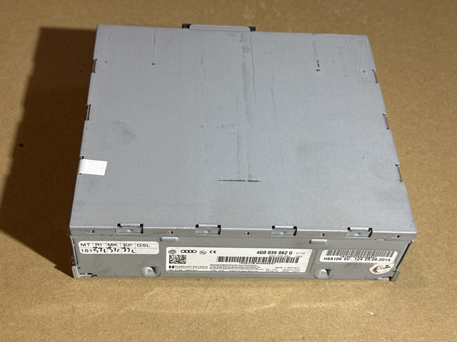 Блок керування мультимедійний 4G0035082 VAG