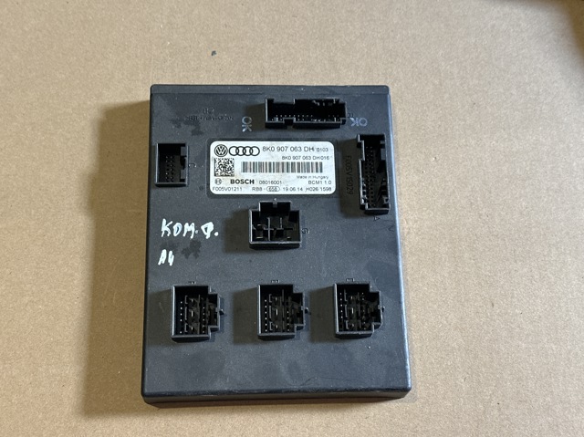 Комп'ютер бортовий 8K0907063DH VAG