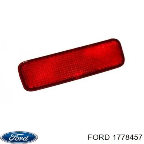 Відбивач бампера заднього правий 1778457 FORD