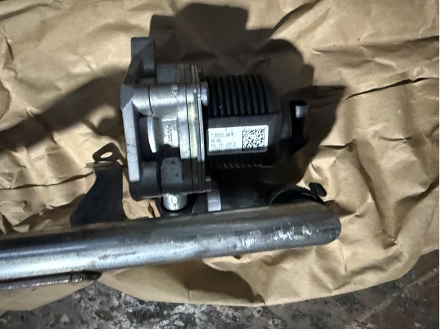 Клапан подачі вторинного повітря 06L131097B VAG