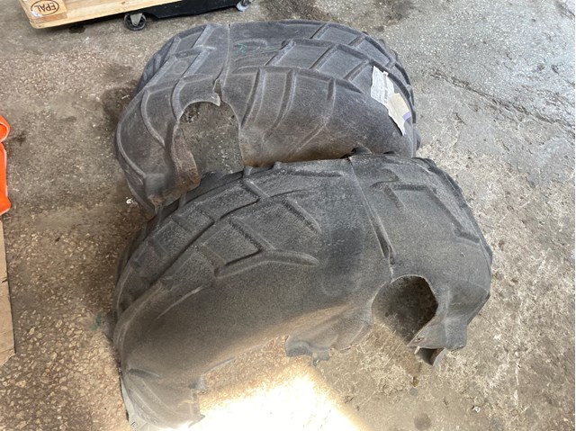 Підкрилок задній лівий 4K0810171G VAG