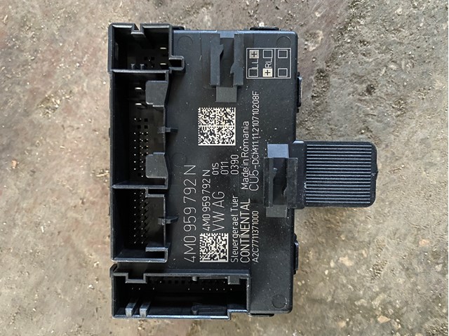 Блок комфорту передніх дверей 4M0959792N VAG