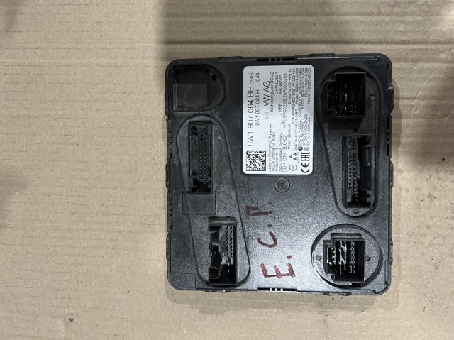Блок управління комфорту 8W1907064BH VAG