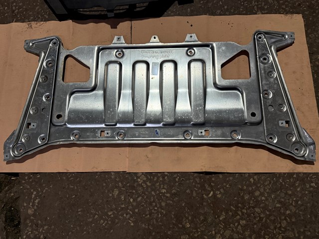 Підсилювач переднього підрамника 9J1407129F PORSCHE