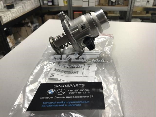 Фланець термостата 11537586885 BMW