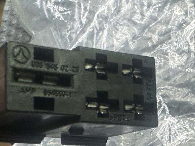Контактна група замка запалювання A0005458108 MERCEDES