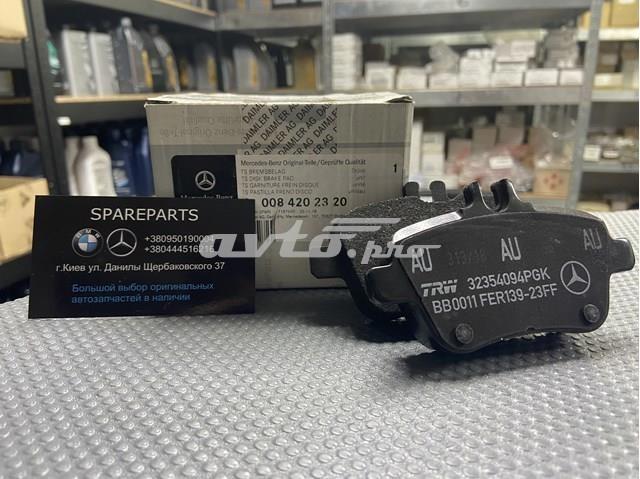 Задні гальмівні колодки A0084202320 MERCEDES