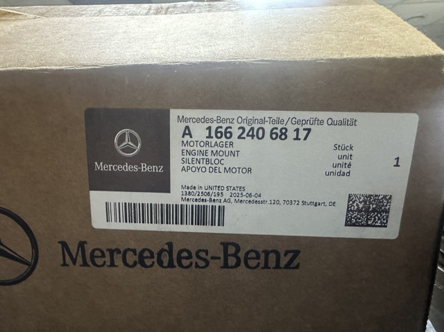 Подушка (опора) двигуна, ліва A1662406817 MERCEDES