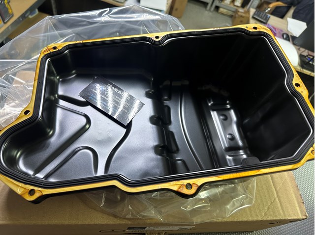 Піддон АКПП A2463700112 MERCEDES