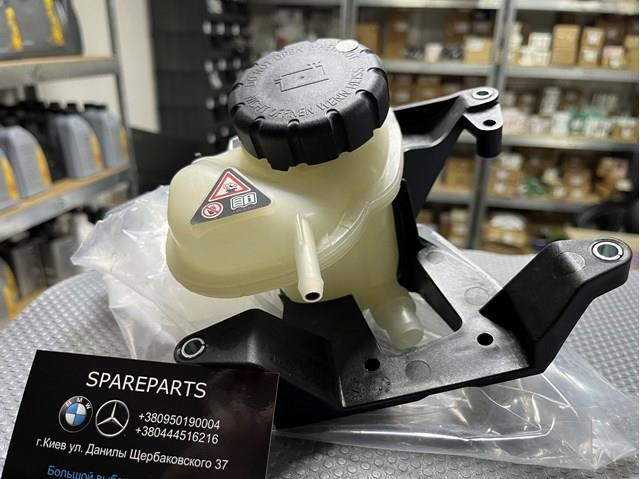 Бачок системи охолодження, розширювальний A2782000385 MERCEDES