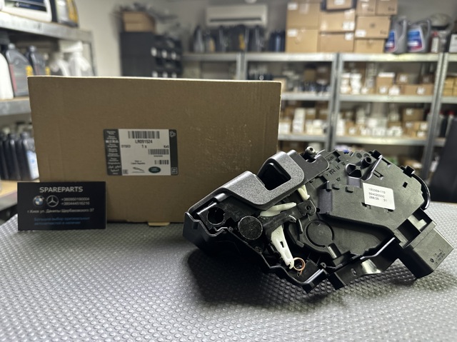 Замок двері правої передньої LR091524 LAND ROVER