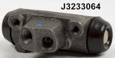 Циліндр гальмівний колісний/робітник, задній J3233064 NIPPARTS