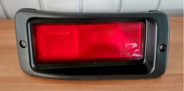 Фара заднього бампера, правий MR465018 MITSUBISHI