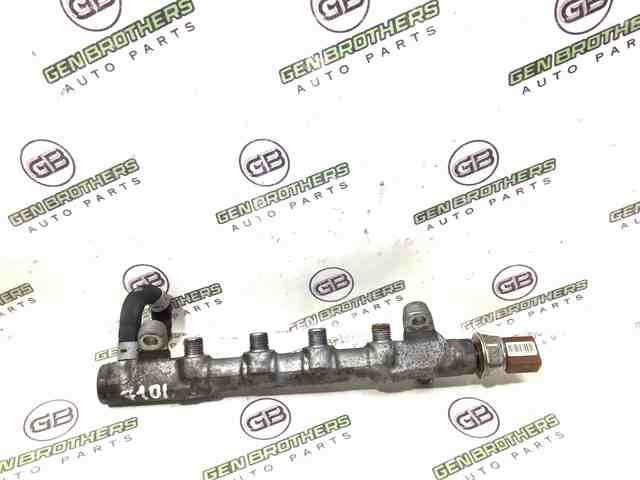 Рампа форсунок системи упорскування палива 03L130089J VAG