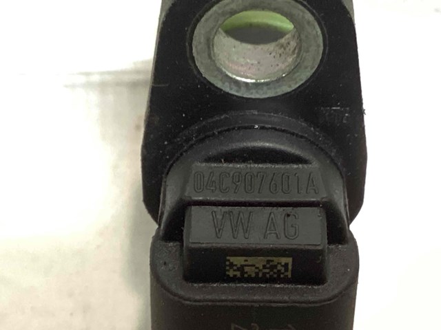 Датчик обуртів распредвалу 04C907601A VAG