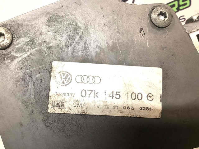 Насос вакуумний 07K145100C VAG