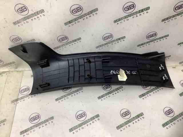 Накладка дверного порогу внутрішня, задня права 1UD22DX9AD CHRYSLER